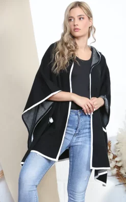 Flash Sale ???? Lucy Sparks Black Smart Hooded Cape With Pockets ✨